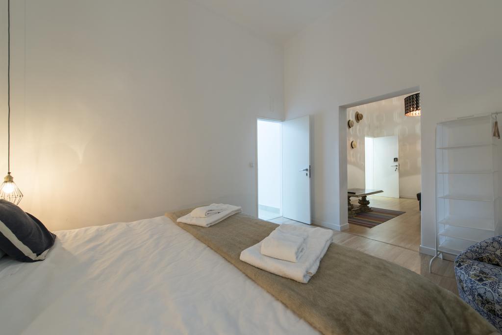 Old Town Lx Suites Lisbon Exterior photo